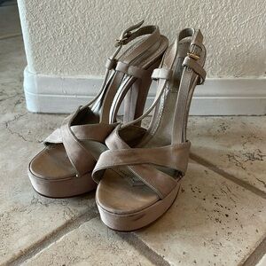 Well loved 2000’s Marc Jacobs heels